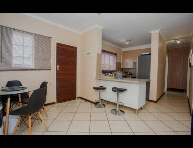 2 BEDROOM TOWNHOUSE FOR SALE IN CENTURION